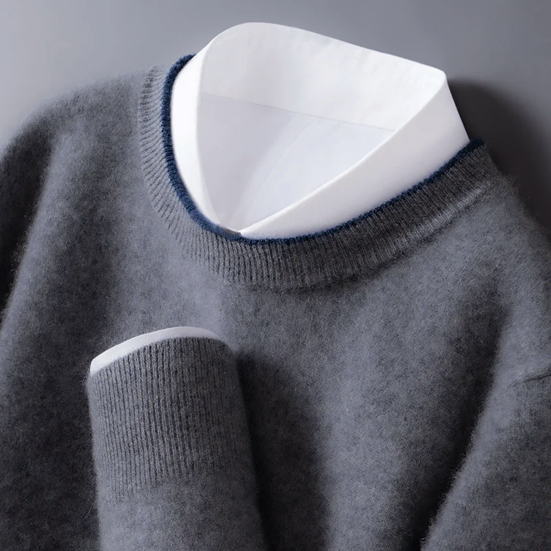 Men’s Wool Knit Sweater with Contrast Collar Detail