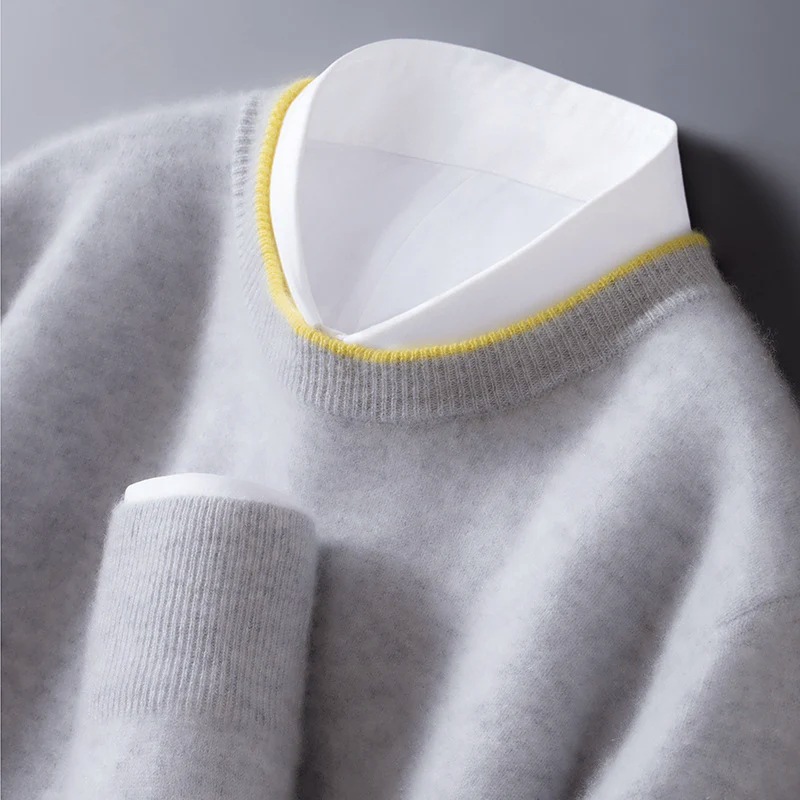 Men’s Wool Knit Sweater with Contrast Collar Detail