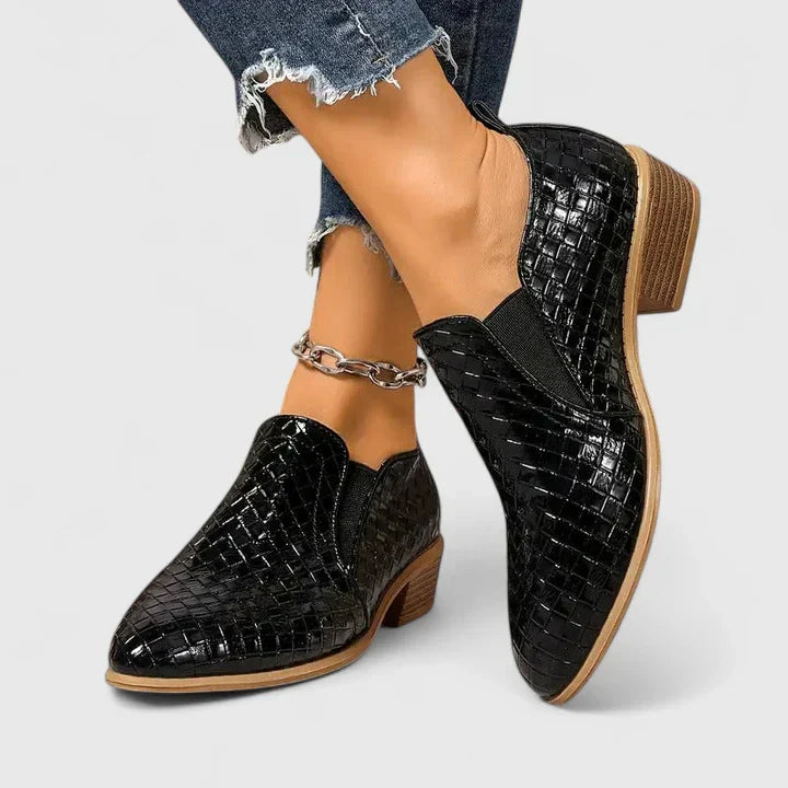 VIOLEANRA – ORTHOPEDIC SHOES